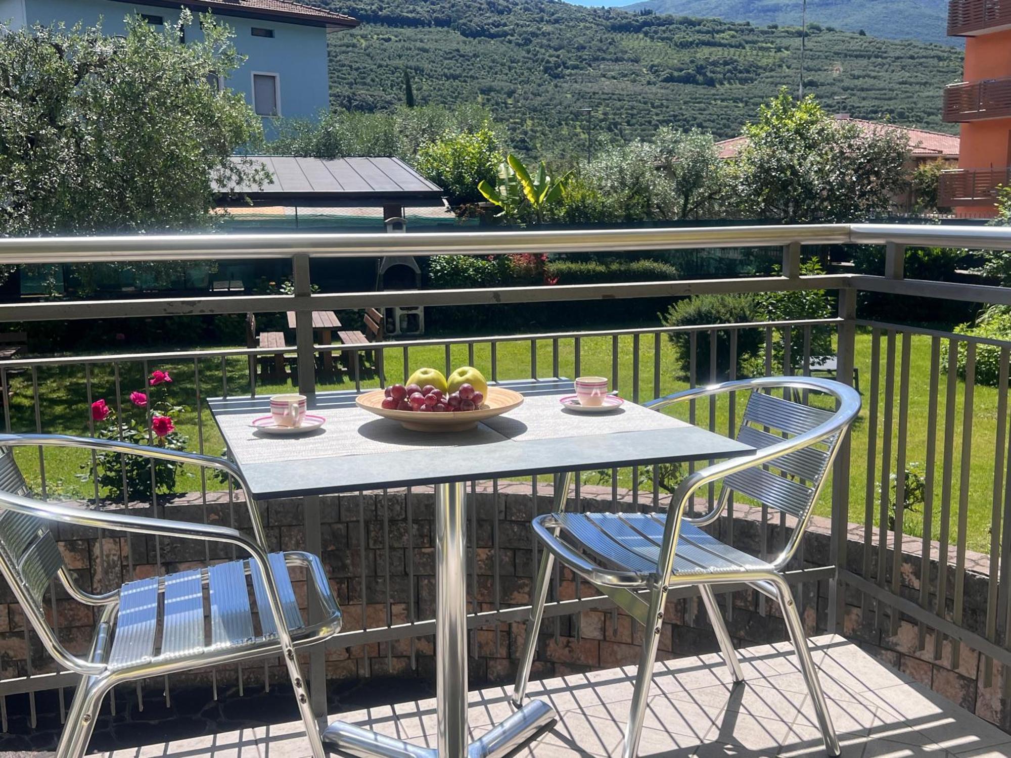 ריבה דל גארדה Villa Verde מראה חיצוני תמונה
